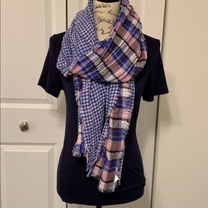 Scarf checkers popsugar box
